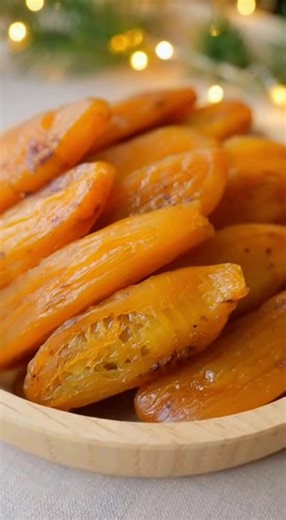 วิดีโอของ ตามรอยอร่อย (@mrtool2010) พร้อมเพลง เสียงต้นฉบับ - ตามรอยอร่อย