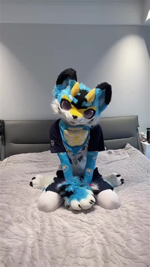 Learn gesture dance in 5 seconds 🪩check on the homepage link to develop more fursuits,looking forward to you visit! ✔️support diverse global payments methods and installments plans 🐾high quality logistics for worldwide shipping #furrycommunity #fursuitmaking #fursuitermaker #fursuitermaker #fursuit #fursuit #furrycommunity