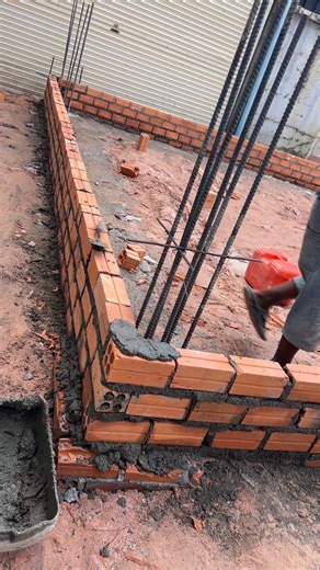Techniques and Tricks To Build Brick Walls,compensation ,compensation concrete | Creative Handmades Ideas Diy