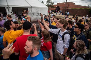 Kettering University reveals new ‘General Determination’ statue on campus