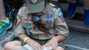 Boy Scouts to admit girls in some programs