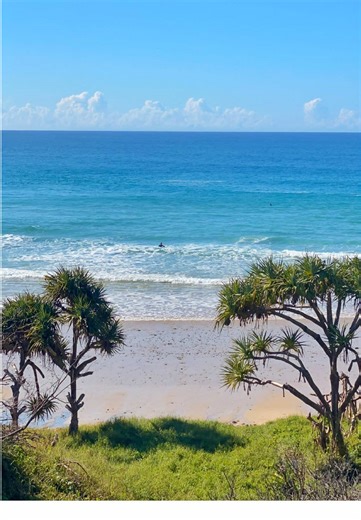 Australia is full of incredible campsites 🇦🇺 It never ceases to amaze me how beautiful this country we all share is! Camping is an Aussie pastime and we are so lucky to have an abundance of incredible campsites to choose from. I thought I'd share a quick list of camps I love on the East Coast, in the hope that you can get out there and enjoy them as well 🏕️ ˚ ˚ ˚ #campingaustralia #eastcoastaustralia #feelnsw #australia #camp