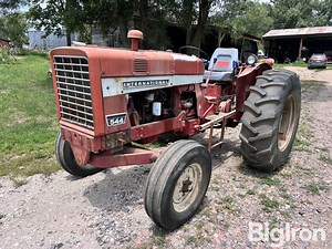 1970 International 544 2WD Tractor | Agriculture