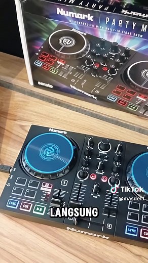 Numark Party Mix MK2 DJ Controller Unboxing and Review