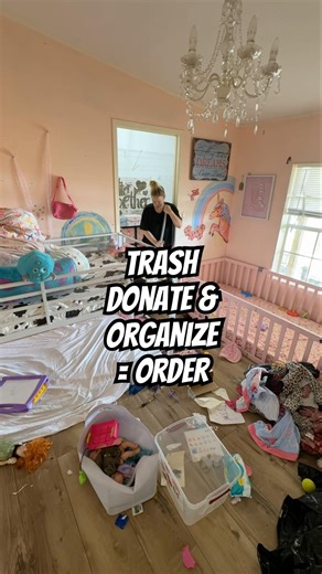 Cleaning and Decluttering until my house feels clutter free #cleaning #declutter #lessismore