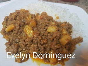 Como hacer picadillo (Carne molida de res guisada)