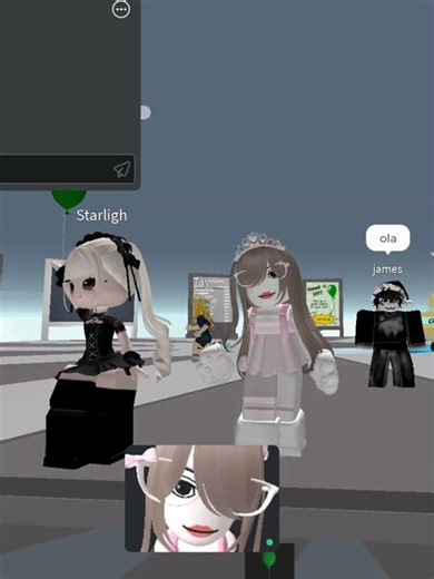 haciendole caras a personas random parte 3 // #roblox #humor #rbl #robloxesit #cutecore #robloxfyp