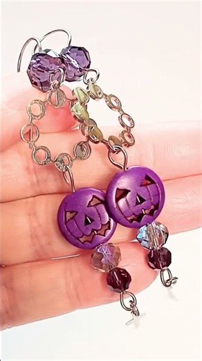 SLAY THE SEASON!!! 💀🎃👻halloween #craft #jewellery #jewelry