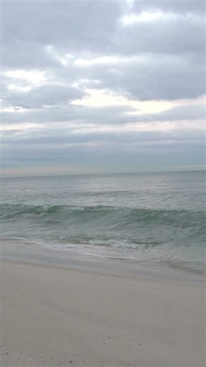 Empty Beach at Dusk 🌊 Real Ocean Sounds for Sleep