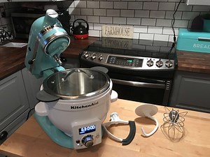 Making bread the easy way with the KitchenAid Precise Heat Mixing Bowl