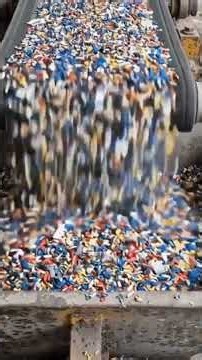 How Old Plastic Trays Become Strong Floor Panels