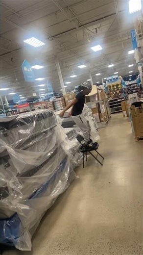 Man Falls While Attempting Backflip onto Store Mattresses and Hits Floor