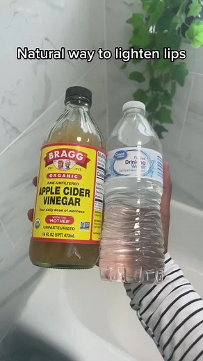 Lighten Dark Lips Naturally with Apple Cider Vinegar