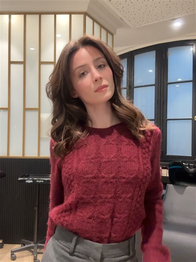 Franck Provost effect : Brushing volumineux & boost de confiance XXL ✨​ @louiseandraca #Provocateurdeconfiance #YouFirst #HairTherapy #FallWinter #PositiveEnergy #HairStyle ​#SelfConfidence