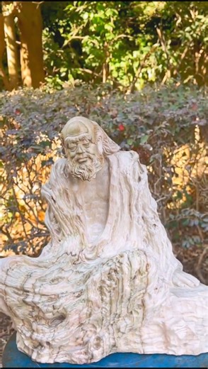 “स्टाइलिश बंदर की अनोखी मूर्ति” 🐒✨#youtubeshorts #shorts #explore#woodscraft