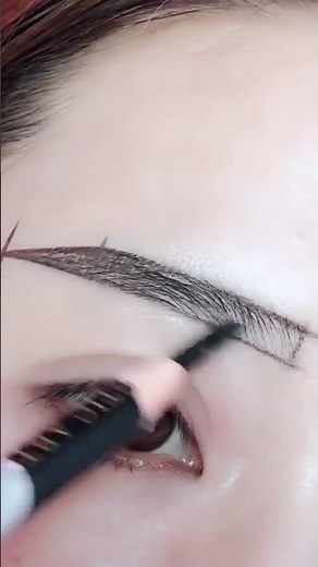 eyeliner makeup tutorial for beginners/Best Makeup Transformations