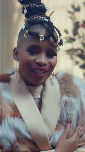 Lwah Ndlunkulu - Eyami (Official Music Video)