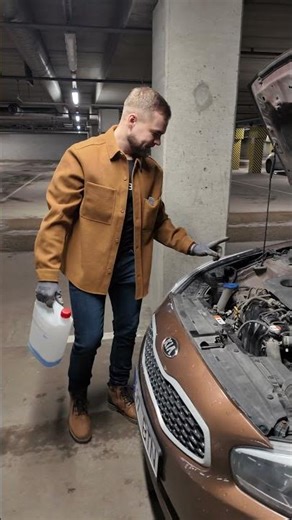 Klaasipesuvedeliku lisamine on lihtne, kuid oluline oskus iga juhi jaoks! 😉