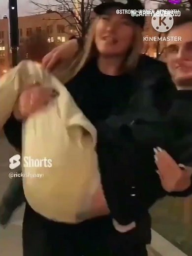 Strong Woman Lifting a man / lift & carry #_subscribe #dance #_comment #_shorts#_lifting