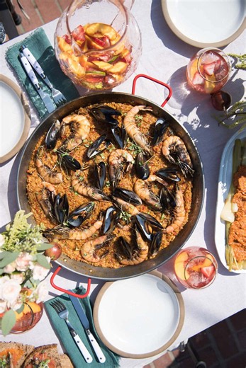 Flavorful authentic Spanish paella recipe