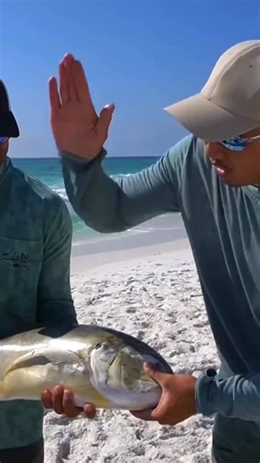 Hey Skipper | This Trick Led Us to a GIANT Fish! (You HAVE to Try This!)😱🐟 Took the drone up to scout the water and look for structure before casting —... | Instagram