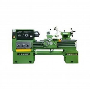 [Hot Item] Yunnan (CY) Cy-6250b Manual Lathe for Metal Processing with CE