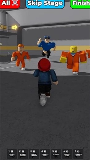 Roblox - MUSCLE POLICE VS PRISONERS PRISON RUN JUMPSCARE #roblox #shorts