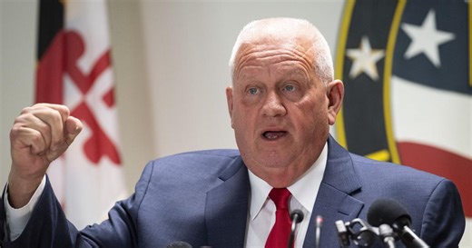 Updated: Feds drop case against sheriff; Jenkins compares prosecution to 'assassination attempt'