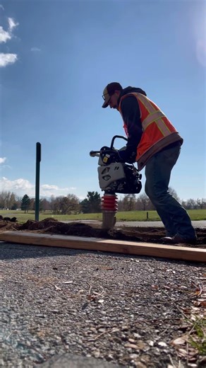 #pedestalcompactor #construction #jumpingjack #compactor