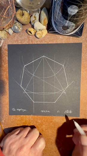 6.7K views · 87 reactions | Heptagon using a ruler and compass approximation #howtodraw #howtodraw #heptagon | Natureofflowers | Facebook