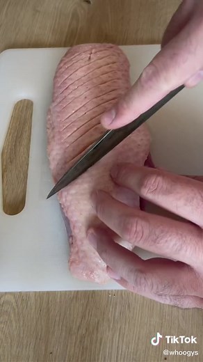 Recette de Salade de Magret et Pêches Rôties 🦆🍑