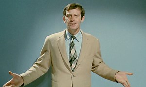 📺 Vendredi 10 avril à 13h50 sur France 2 L'HOMME DE RIO 🇧🇷 une comédie d'aventures de Philippe de Broca Avec Jean-Paul Belmondo, Françoise Dorléac, Jean Servais, Roger Dumas, Daniel Ceccaldi et Adolfo Celi. | CineComedies