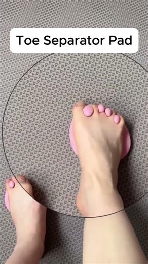 Product Link in Bio ⁠ A simple toe separator pad designed to improve balance, alignment, and foot