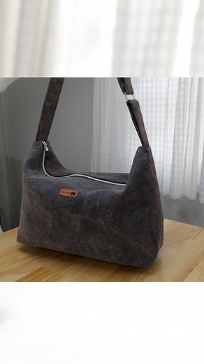 146K views · 3.6K reactions | DIY Shoulder Bag. ► Link to full tutorial with measurement detail : https://www.facebook.com/aepooimcrafts/videos/1195891927853300 #sewingforbeginners #sewingproject #crafting #sewingbags #sewingprojects #diy #bagtutorial #fabricbag #shoulderbag #crossbodybag | Ae PooiM | Facebook