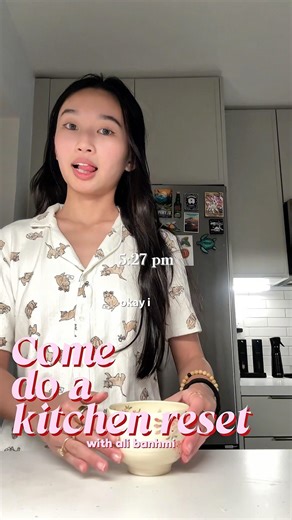 kitchen reset with me 🧺✨ realistic tidy routine #kitchenreset #cleanwithme #adulting #homebody