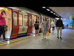 Fulham Broadway Station (2022)