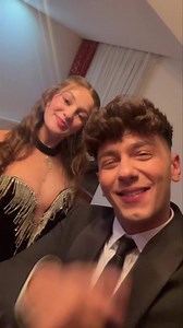 Je to tam! 🥳 Klip k songu TU TU TU překročil za týden od vydání přes 500 TISÍC zhlédnutí a je #2 v trendech v ČR a #1 v SK na Youtube! 🇨🇿🇸🇰🤯 Mega moc vám s @vanesa_horakova_ děkujeme a máme radost z vaší podpory. 🥰 Díky patří i @fillipian za super hudební produkci a @lukasrejmon a @nikitarblv za klípek a @discover_tunisia za možnost natočit klip v Tunisku ❤️🇹🇳 | Jan Bendig Official Site