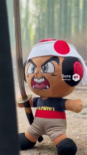 RUIKO VS DASHIE PLUSHIE!