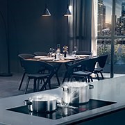 69 reactions · 15 shares | Guaranteeing fresh air in your open kitchen and maximum flexibility for perfect hosting – thanks to the combination of a modern induction hob with a powerful and integrated ventilation unit. Always creating the right atmosphere. #siemenshomeuk #kitchendesign #kitcheninspo #kitcheninterior #smarthometechnology #inductionhob | Siemens Home | Facebook