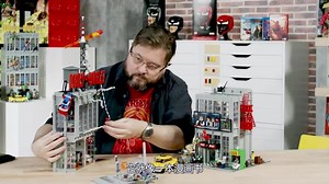 来自两位马克的作品！乐高76178号角日报社设计师访谈【中字】