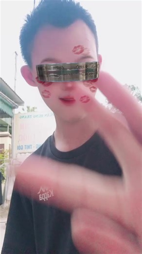 Video của Trường bé bot 2k (@trng.b.bot) với bản nhạc nhạc nền - Phạm Anh Tuấn (NowHairStudio) - Anh Tuấn (Now Hair Studio)