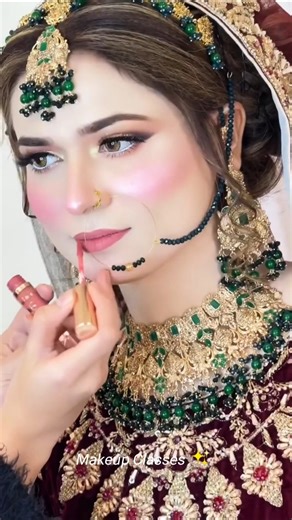 Simple Bridal Makeup Tutorial 💄🤩#bridelmakup #kashees #flawlessmakeup#makeuptutorial