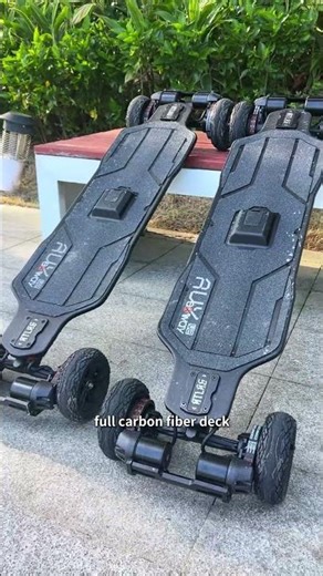 Atlas V2 is a 4WD all-terrain electric skateboard #exway #everskateshop #electricskateboard