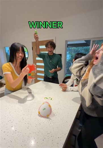 It’s that easy… but harder than it looks👀 #cardgames #gamenight #pickles