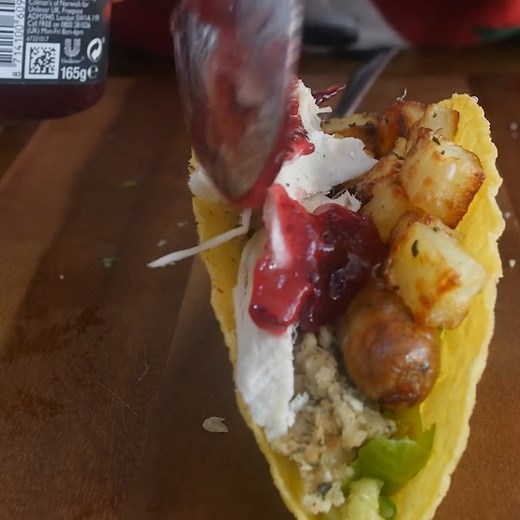 7.6K views · 179 reactions | Making a Christmas Taco!  | Barry Lewis | Facebook