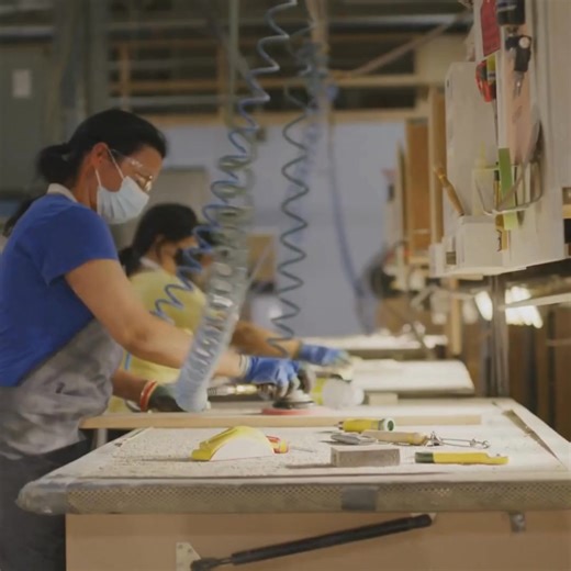 Want to grow your business with a leading cabinet brand? Become an authorized dealer for Decor Cabinet Company in North America! Discover the secret to a successful partnership and take your profits to the next level. Click here to learn how. | Decor Cabinets Ltd | Facebook