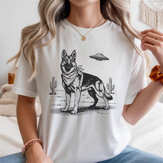 German Shepherd UFO T-shirt, Alien Desert Scene Dog Tee, Vintage Sci-fi Alien Gift, Retro Alien Dog T-shirt, Funny Area 51 Dog Gift - Etsy