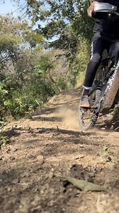 Moterra SL is light enough for you to pump and play the entire way down the trail 💨 🎥 typratt.any.2.wheels/IG #ridecannondale | Cannondale