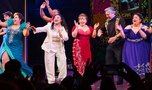 ‘Real Women Have Curves’ Broadway Musical Begins Performances & Gets Mid-Show Standing Ovation on First Night (Video)
