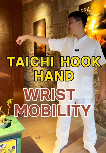 TaiChi simply exercise for your wrist mobility and boost energy flow #exerciseathome #morningroutine #taichi #fangyuantaichi #healing